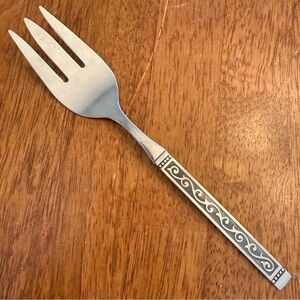 VTG Oneida SPANISH COURT Stainless 1881 Rogers Flatware Meat Serving Fork Scroll